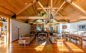 Klahoose Wilderness Resort