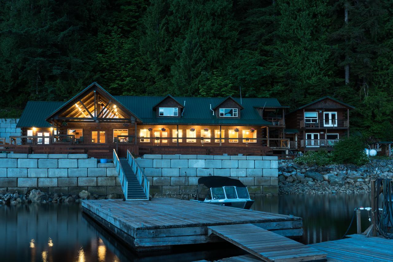 Homfray Lodge Desolation Sound Exterior photo